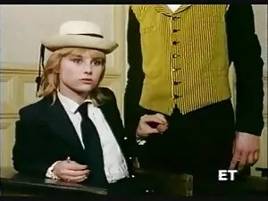 Una rubia madura por ...