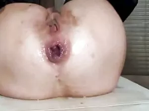 Joven zorra rusa se  ...