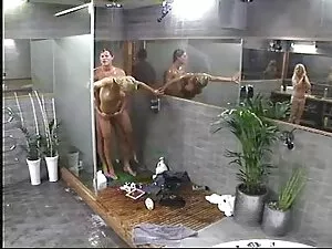 Estrella porno se si ...